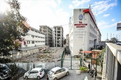 'Karantinada halen 15 bin 756 kişi var