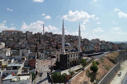 Karaoğlan Mahallesi&#8217;ne bin kişilik cami