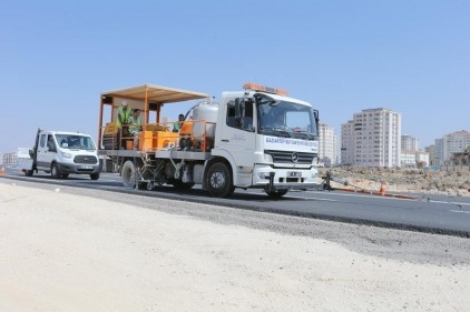 Karataş&#8217;a yeni yollar yapılıyor