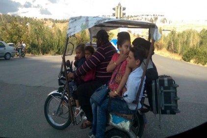 Karavan gibi motosiklet