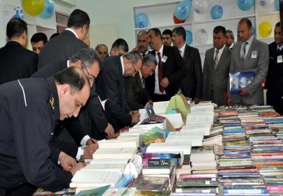 Kardeş okula kütüphane kuruldu