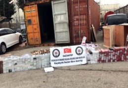 Kargo aktarım merkezinde 11 bin paket kaçak sigara ele geçirildi