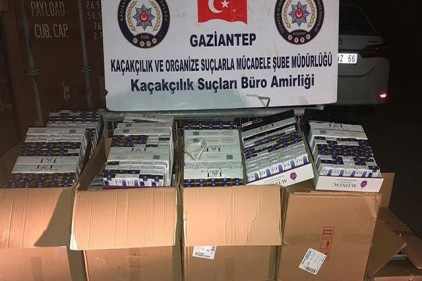 Kargoyla kaçak sigara sevkiyatına polis darbesi 