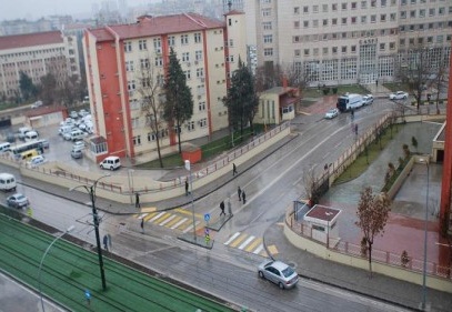 Karla karışık yağmur yağdı