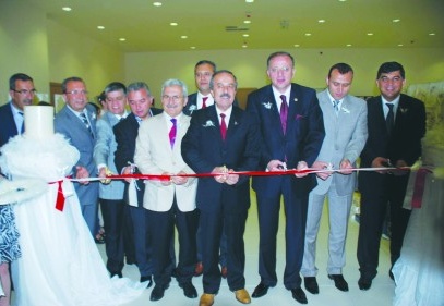 Karma sergi açıldı