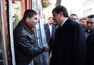 Karşıyaka’da esnafla buluştu