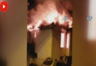 Kartal'da Metruk bina alev alev yandı