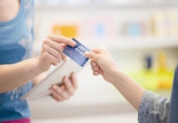 Kartla yedik, içtik, akaryakıt aldık