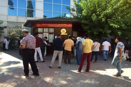 Kart27&#8217;ye adeta insan yağıyor