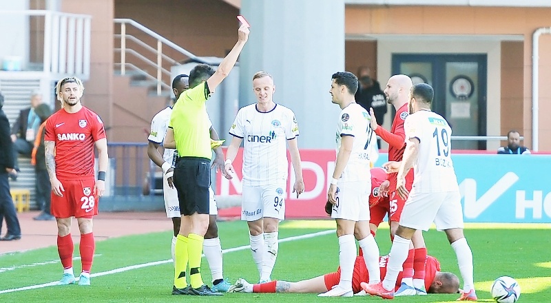 Kasımpaşa, Gaziantep FK'yı da Süper Lig tarihinde ilk kez mağlup etti 2-1