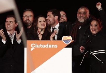 Katalonya'da mutlak zafer, bağımsızlık yanlılarının 