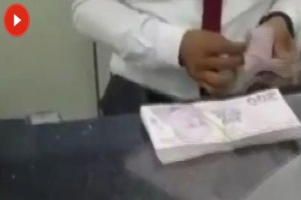 Katar vatandaşı yarım milyon Katar riyalini Türk lirasına çevirdi