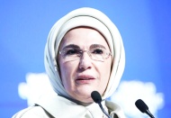 “Katiller, mafya babaları, zorbalar rol model gibi lanse edilmesin"