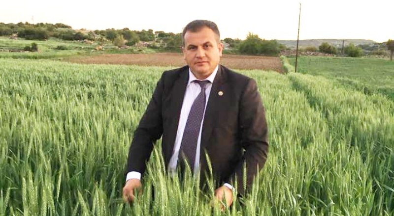 Katma değeri yüksek ürünler üretmek için çaba göstermeliyiz