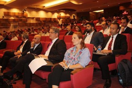 &#8220;Katma değeri yüksek ürünlere yönelmeliyiz&#8221;