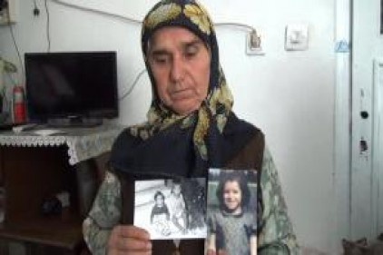 Kaybolan kızının 32 yıl boyunca izini sürdü