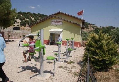 Kaymakam Okay'ın Atmalı köyünü ziyaret etti