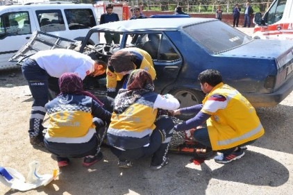 Kazada 1 kişi öldü, 3 kişi de yaralandı