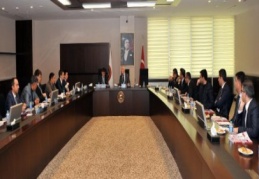 Kazakistan’a yatırım yapmak isteyen firmalarla görüştüler