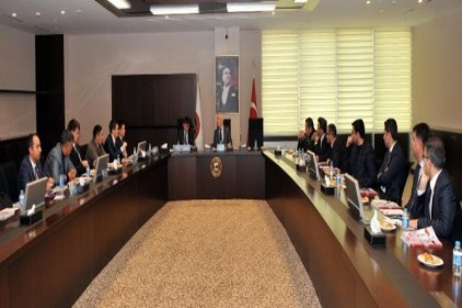 Kazakistan’a yatırım yapmak isteyen firmalarla görüştüler