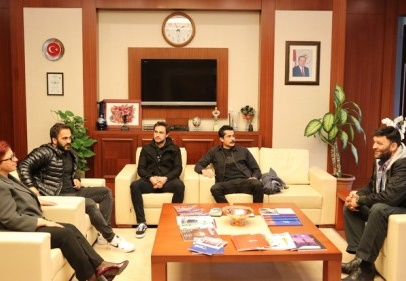 “Kendi kurduğum hikayeyle bir film çekmek istiyorum” 