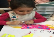 Kendi maskelerini yaptılar