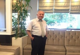 Kendisini tarif etmeye gücümüz yetmez