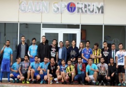 Kermeste yiyecekler kapak karşılığı satılarak 150 kilo kapak toplandı
