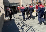 Kesinleşmiş hapis cezası bulunan 12 firari yakalandı
