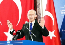 Kılıçdaroğlu: Bütün belediye başkanlarımızın telefonlarını dinliyorlar