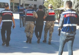 Kilis ile Gaziantep'te PKK ile DEAŞ’lı 2 terörist yakalandı