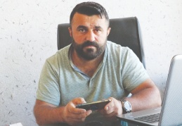 Kilitlemeyi unuttuğu otomobilinden 600 bin liralık senet ile 35 bin lira nakit parası çalındı Bir anlık dalgınlık pahalıya patladı.