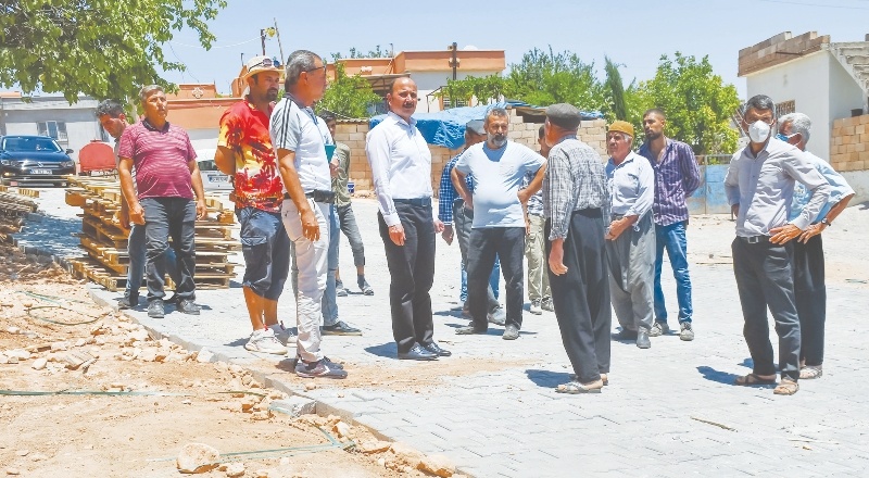 Kilitli parke taşıyla vatandaşlar çamurlu yollardan kurtuldu