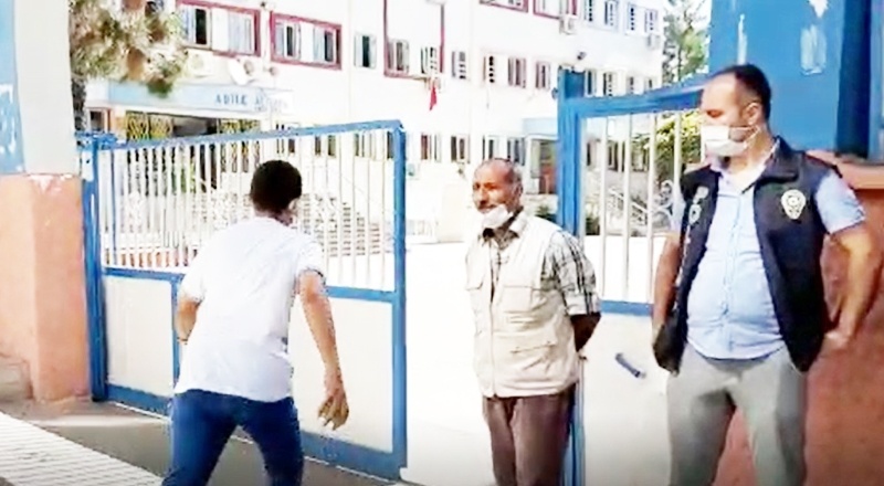 Kimliğini evde unutan öğrencinin imdadına polis yetişti