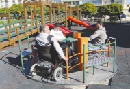 Kimseye ihtiyaç duymadan eğlenebiliyorlar