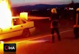 Kırıkkale'de otomobil alev alev yandı