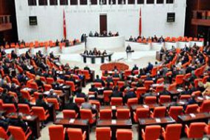 Kırkbeş birleşimden fazla yok sayılan vekilin yollukları üç aylığı kesiliyor