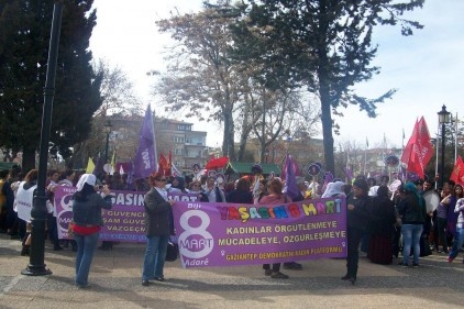 &#8220;Kirli savaş politikalarını reddediyoruz&#8221;