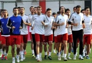 Kırmızı-Siyahlılar, Beşiktaş maçı hazırlıklarına başladı