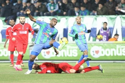 Kırmızı Siyahlılar deplasmandan 5-1&#8217;lik skor ile mağlup oldular