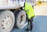 Kış lastiği kullanmayan 58 araç sürücüsüne ceza yazıldı