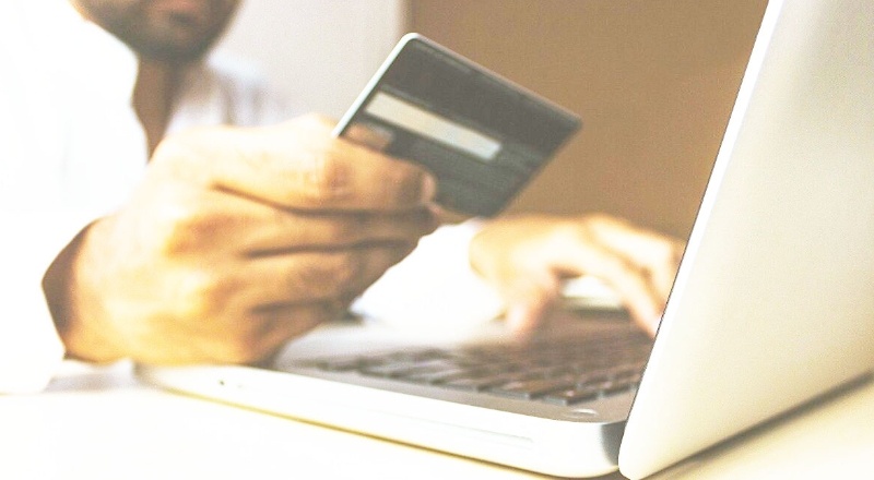 Kişi başına e-ticaret miktarı 304 dolar