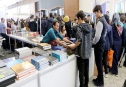 Kitap fuarı, kitapseverlerin akınına uğradı