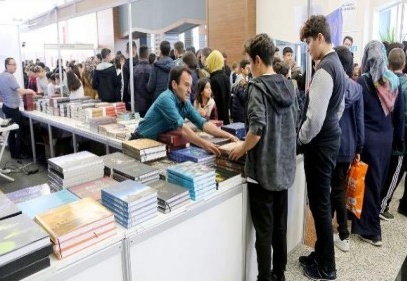 Kitap fuarı, kitapseverlerin akınına uğradı