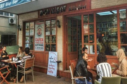 Kitap okumak, yeni ufuklar açar kelime dağarcığınızı zenginleştirir