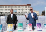 Kitaplar, okul yönetimi tarafından öğrencilere ulaşılacak