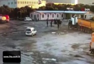 Kızgın şoför tırı mesai arkadaşlarının üzerine sürdü