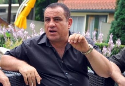 Kızıl ve 6 yönetici görevden uzaklaştırıldı