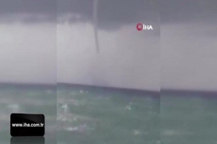 KKTC&#039;de hortum paniğe neden oldu