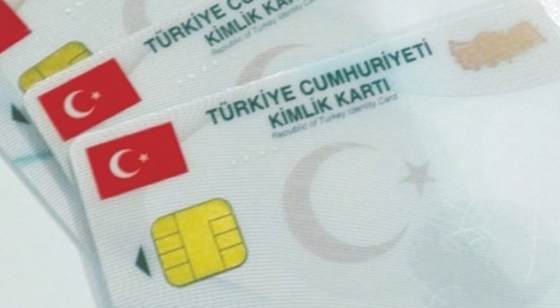 KKTC'ye 1 Ekim'den sonra fotoğrafsız kimlikle gidilemeyecek